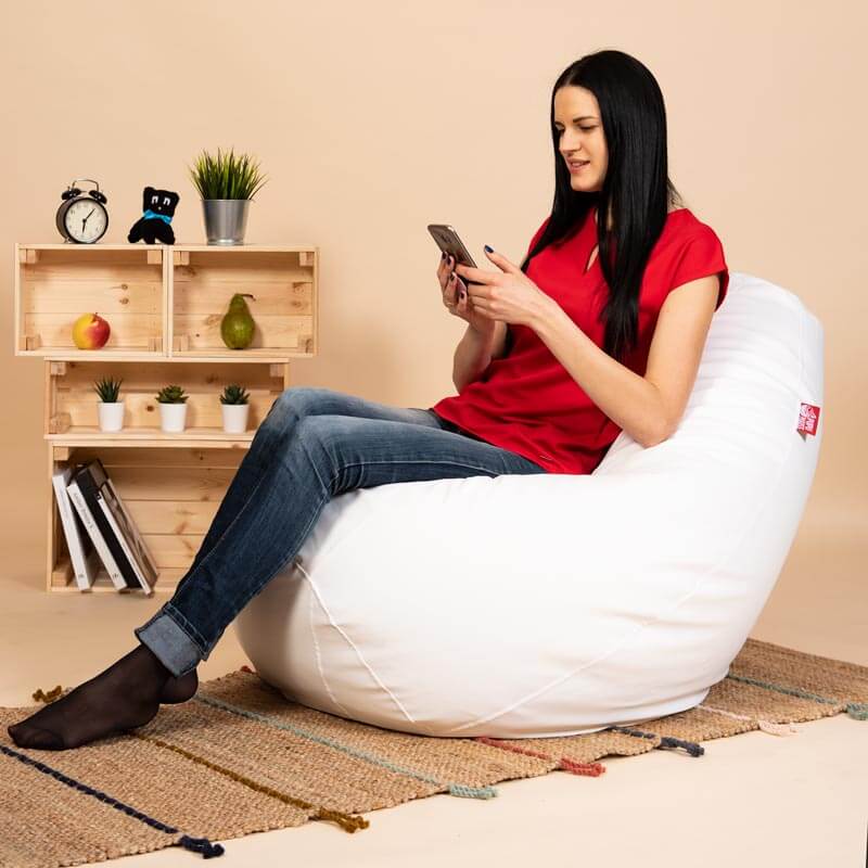 Pufs XL SMART - Balts, no kreisā sāna - pielietojumā